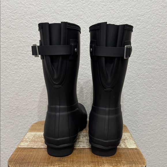 Hunter The Original Short Black Boots Size 10 NEW - Picture 5 of 8